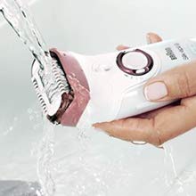 Braun Silk-épil Beauty-Set 9 Deluxe 7-in-1 Epilierer Damen / Haarentferner, Facespa Gesichtshaarentferner, Rasierer, Peeling, Reinigungskit für Gesicht und Körper, 9-985, weiß/rosa