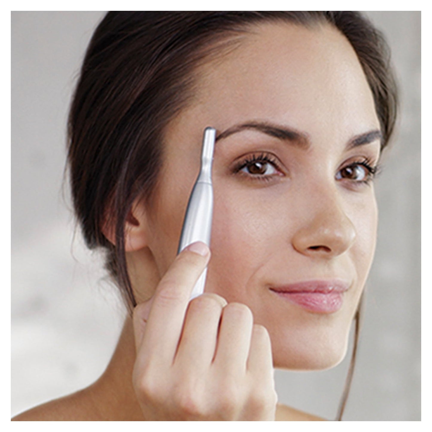 Braun Face Mini-Haarentferner, elektrischer Gesichtshaarentferner für Damen, kleiner Rasierer für schnelle und sanfte Rasur, Oberlippe, Kinn und Wangen, für unterwegs, mit Smartlight, FS1000, weiß